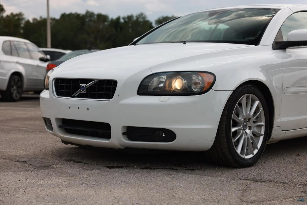 2008 Volvo C70 2nd Gen - Image 23 of 31
