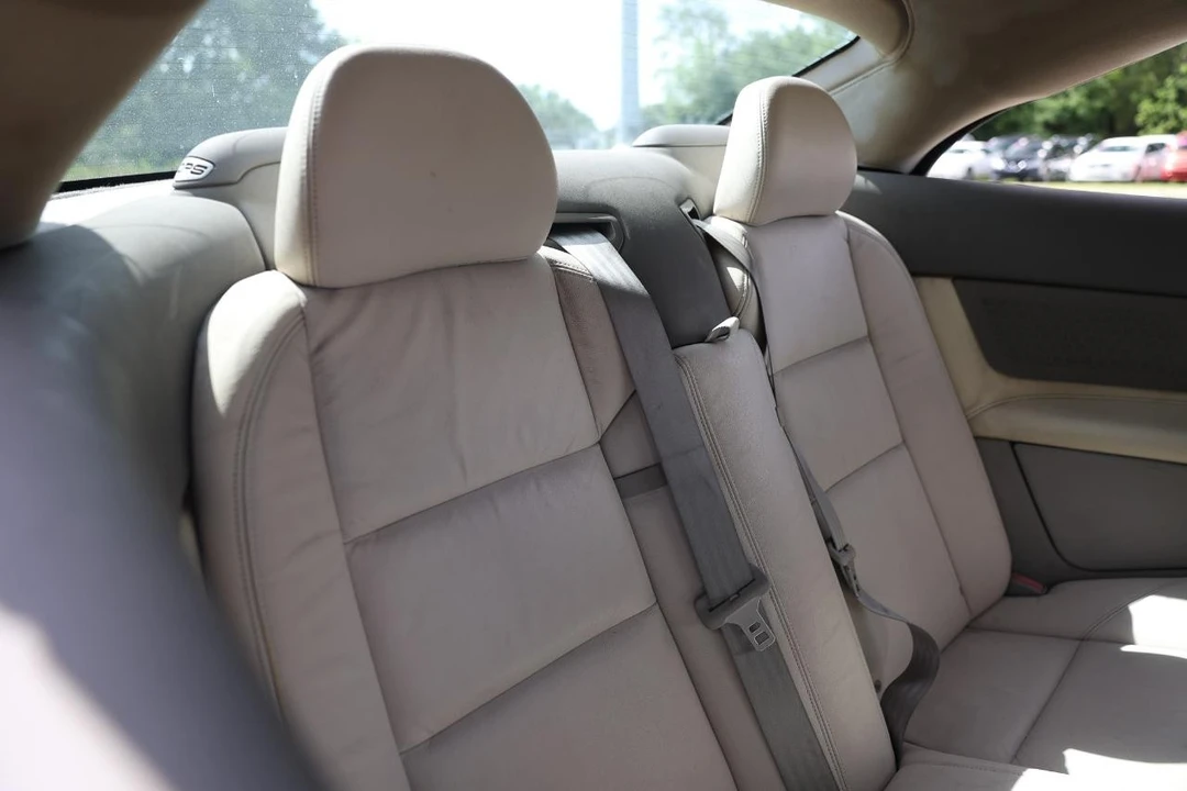 2008 Volvo C70 2nd Gen - Image 14 of 31