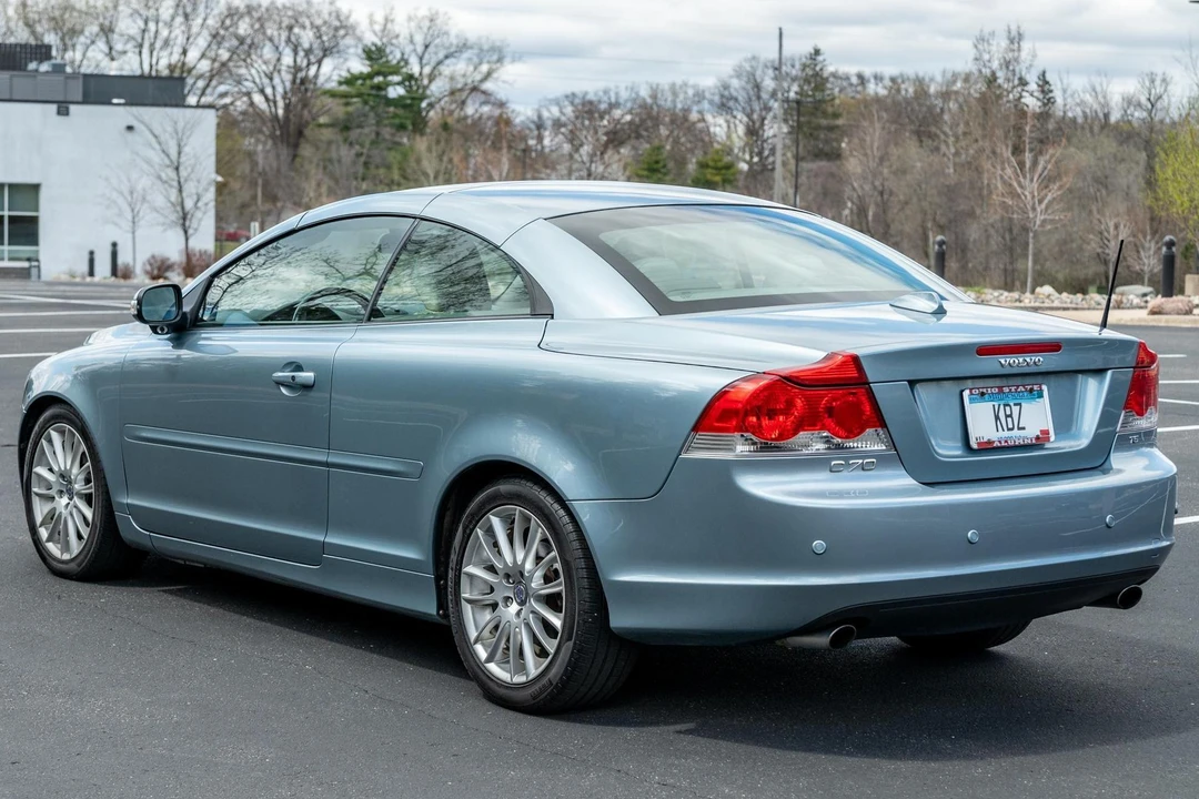 2008 Volvo C70 2nd Gen - Image 4 of 31