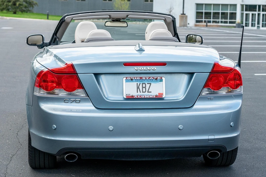2008 Volvo C70 2nd Gen - Image 5 of 31