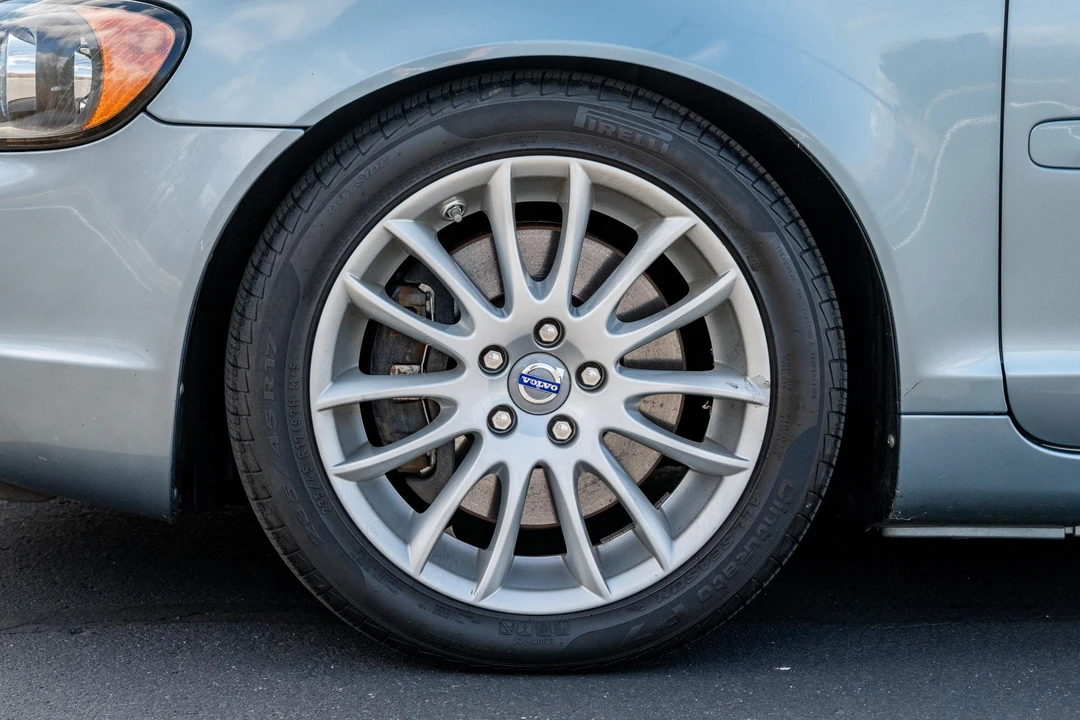 2008 Volvo C70 2nd Gen - Image 26 of 31