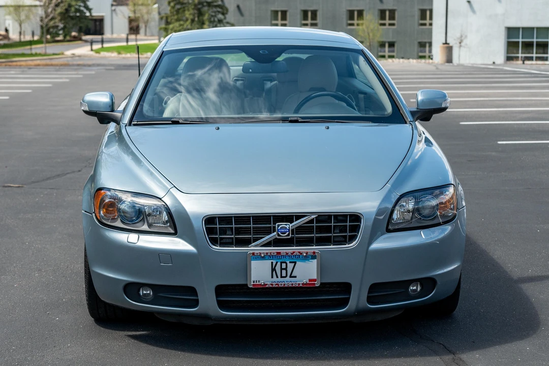 2008 Volvo C70 2nd Gen - Image 10 of 31