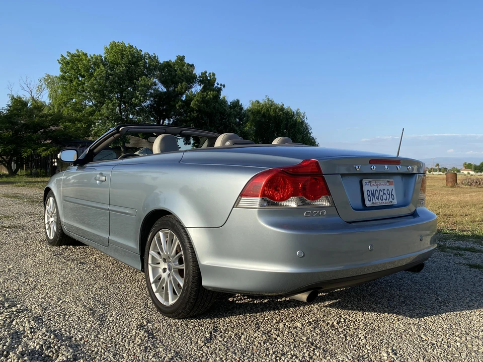 2008 Volvo C70 2nd Gen - Image 13 of 31