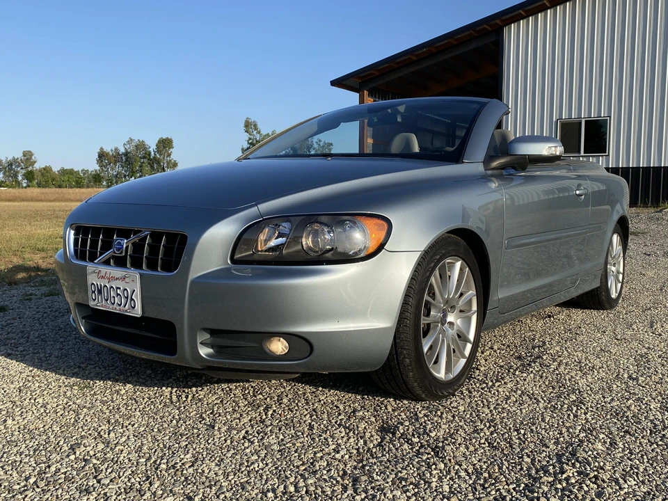2008 Volvo C70 2nd Gen - Image 7 of 31