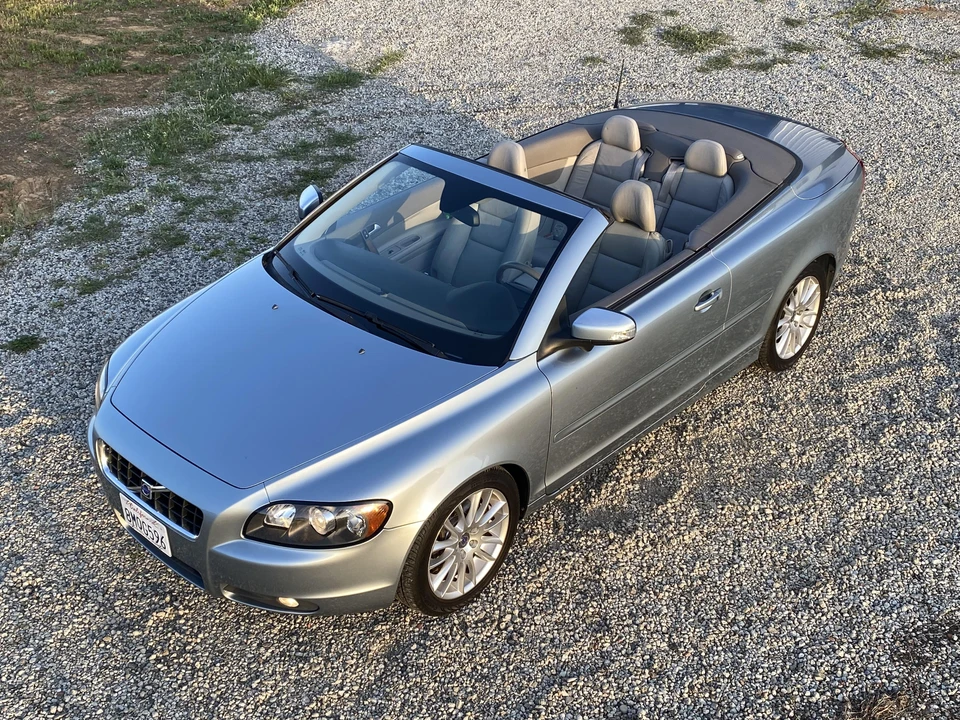 2008 Volvo C70 2nd Gen - Image 9 of 31