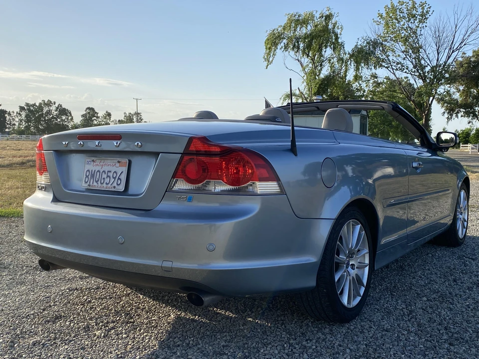 2008 Volvo C70 2nd Gen - Image 16 of 31