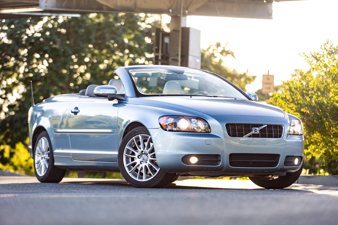 2008 Volvo C70 2nd Gen - Image 18 of 31