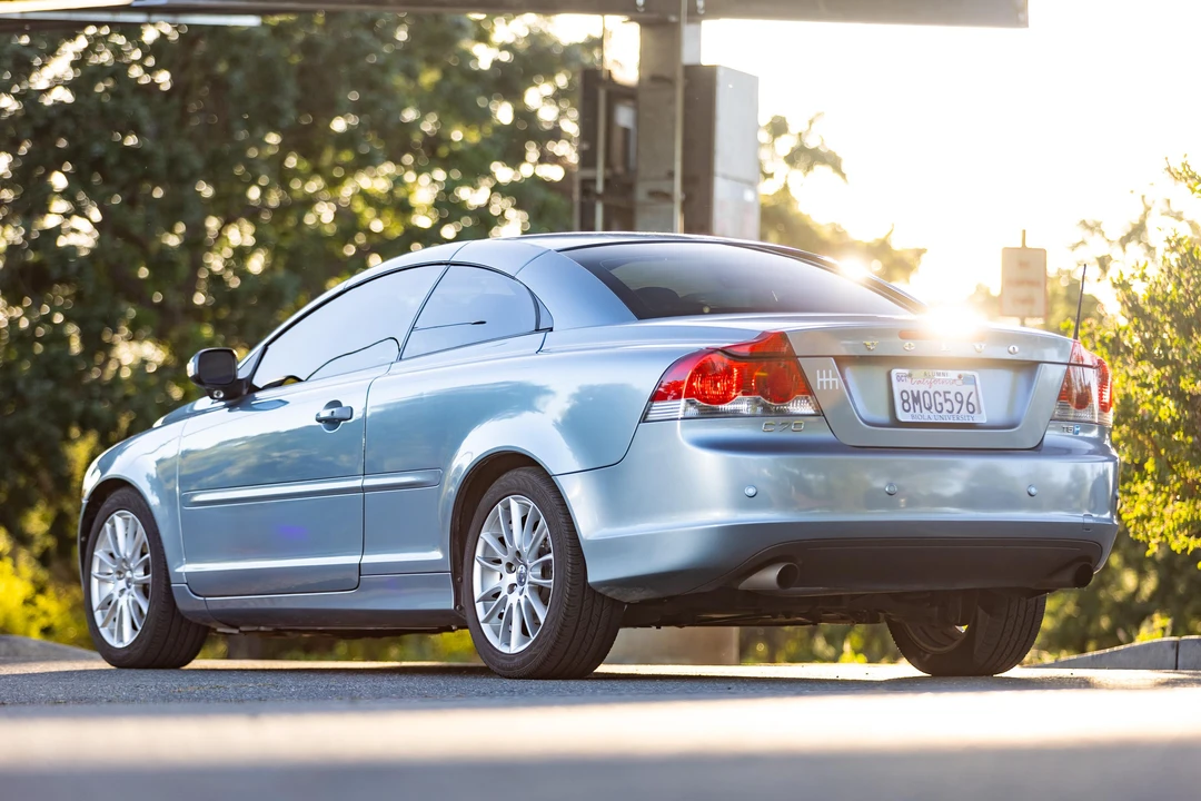 2008 Volvo C70 2nd Gen - Image 28 of 31