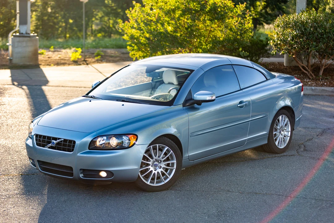 2008 Volvo C70 2nd Gen - Image 22 of 31