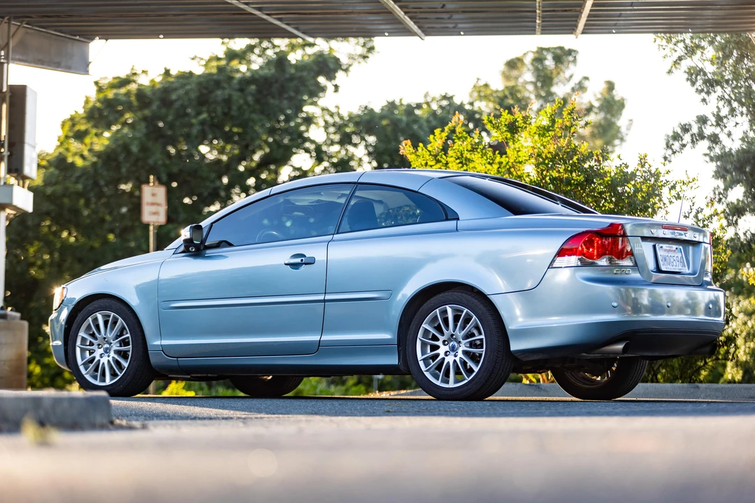 2008 Volvo C70 2nd Gen - Image 26 of 31
