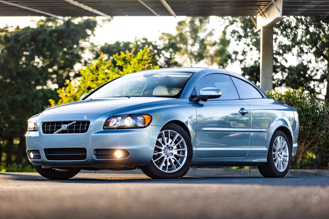 2008 Volvo C70 2nd Gen - Image 23 of 31