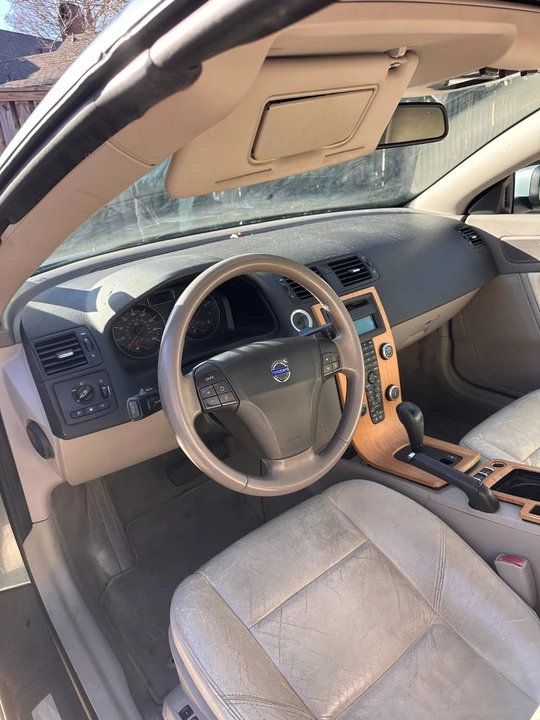 2008 Volvo C70 2nd Gen - Image 3 of 10