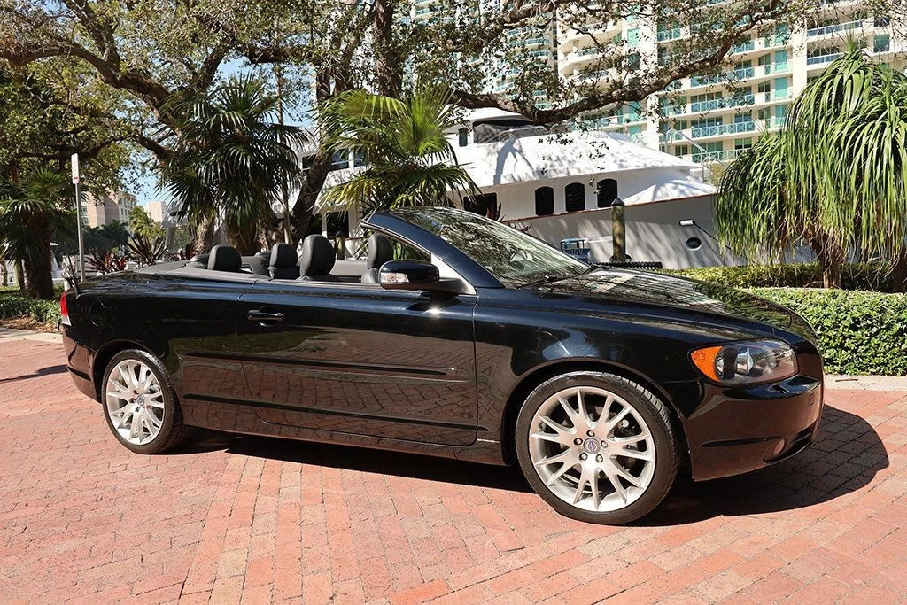 2008 Volvo C70 2nd Gen - Image 13 of 21