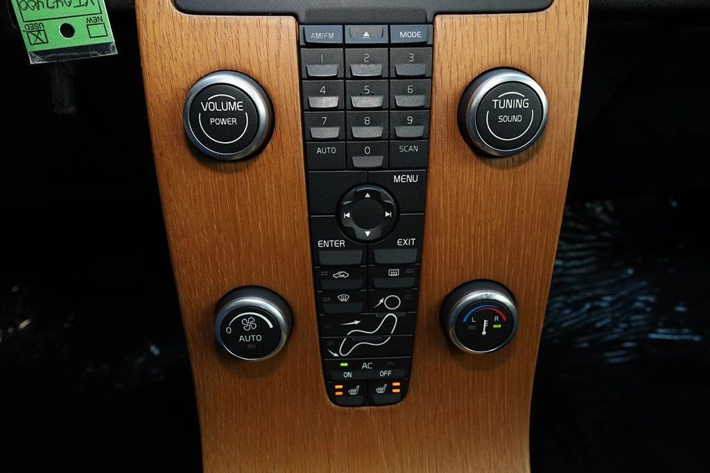 2008 Volvo C70 2nd Gen - Image 11 of 21