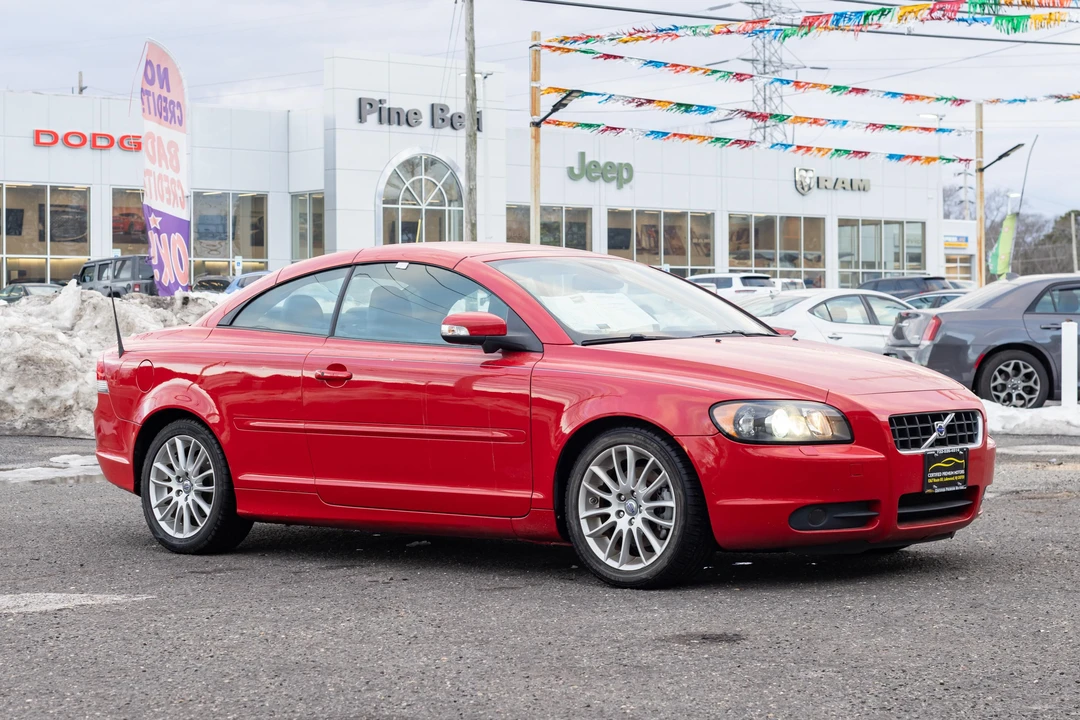 2008 Volvo C70 2nd Gen - Image 10 of 31