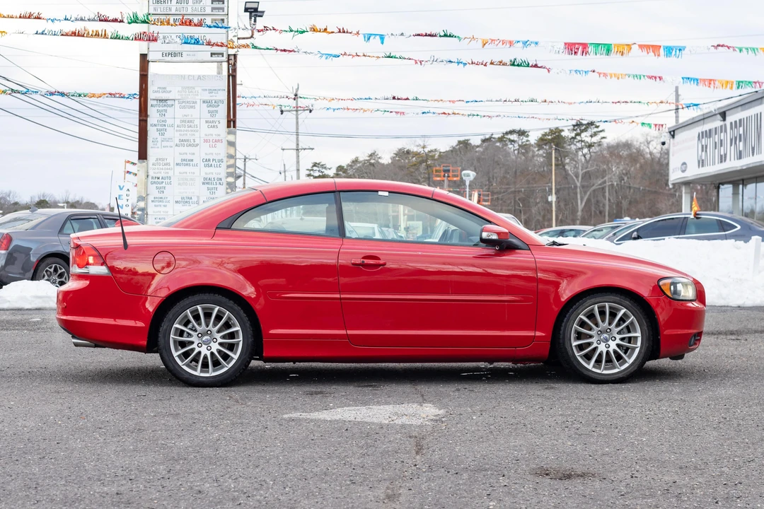 2008 Volvo C70 2nd Gen - Image 3 of 31