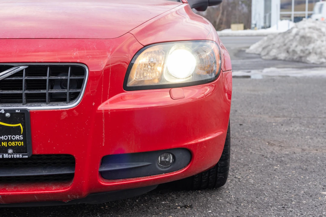 2008 Volvo C70 2nd Gen - Image 13 of 31