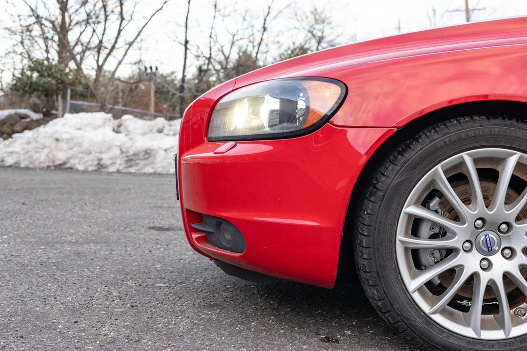 2008 Volvo C70 2nd Gen - Image 15 of 31