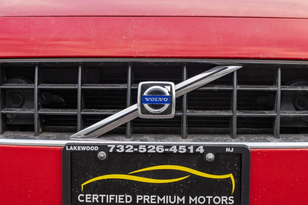 2008 Volvo C70 2nd Gen - Image 12 of 31