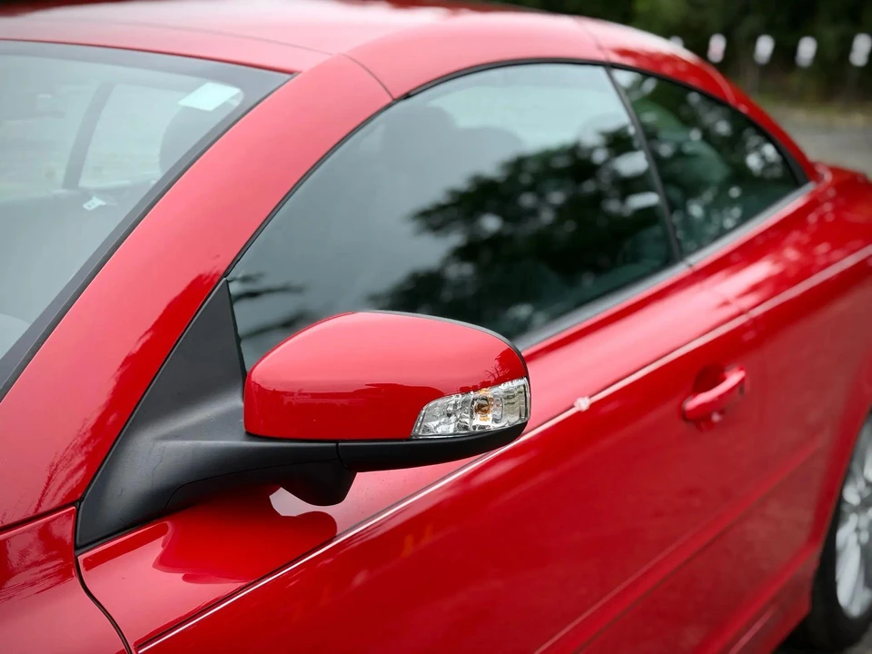 2008 Volvo C70 2nd Gen - Image 17 of 31