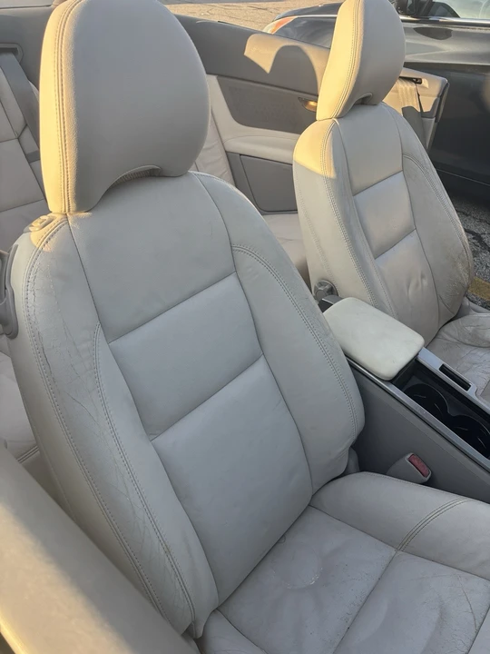 2008 Volvo C70 2nd Gen - Image 9 of 17