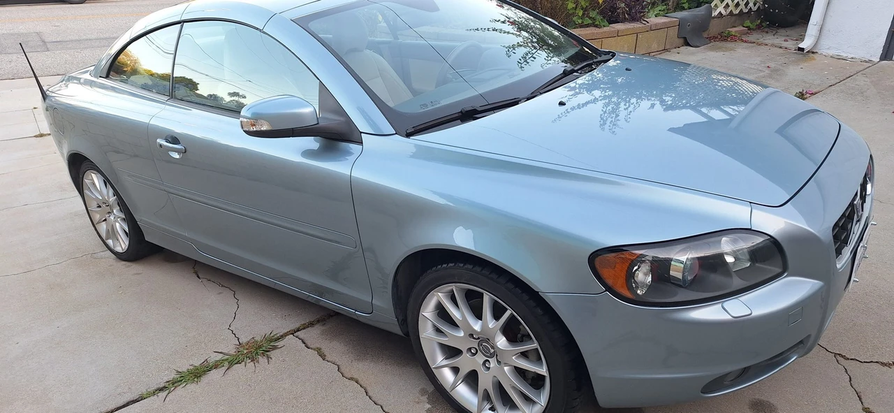 2008 Volvo C70 2nd Gen - Image 9 of 31