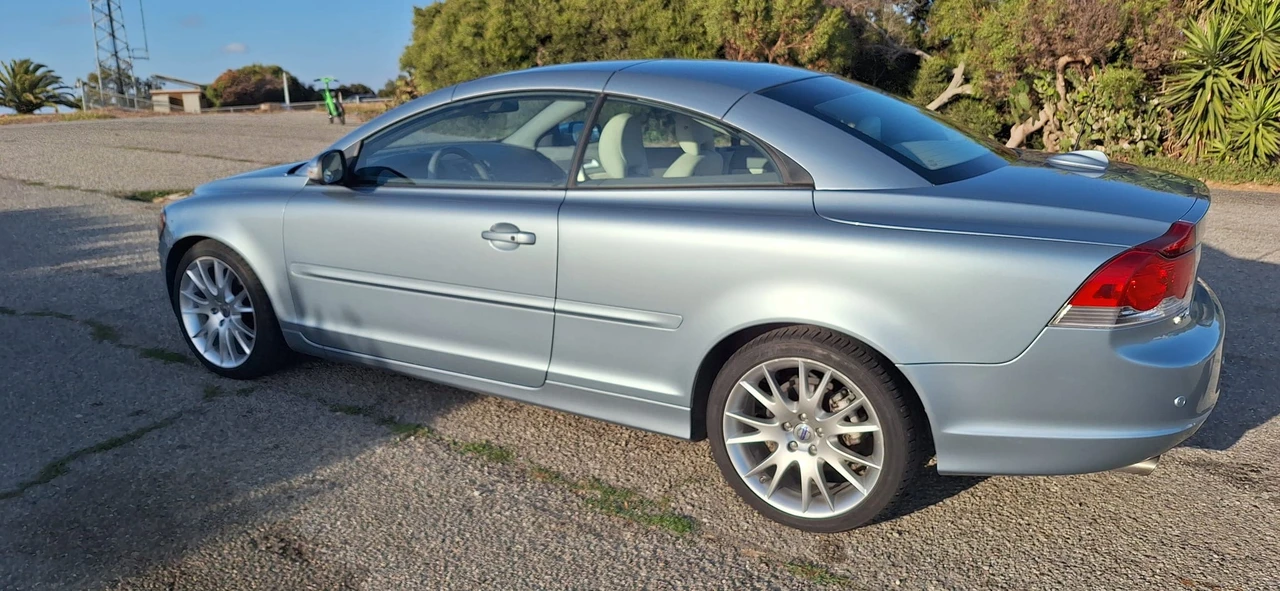 2008 Volvo C70 2nd Gen - Image 5 of 31