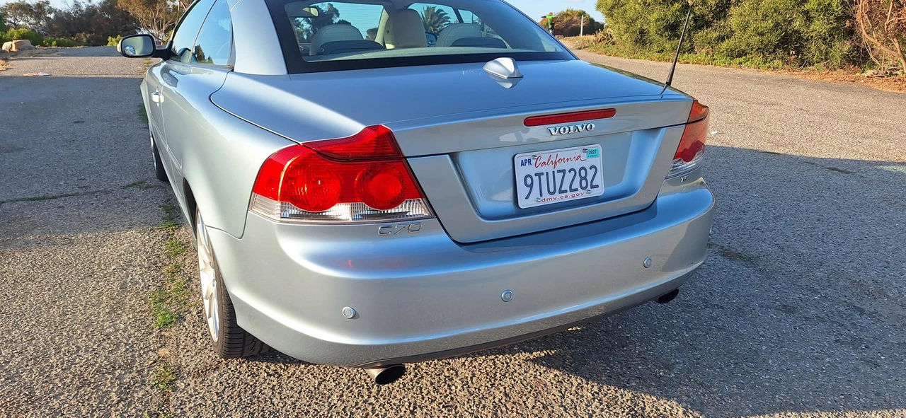 2008 Volvo C70 2nd Gen - Image 18 of 31