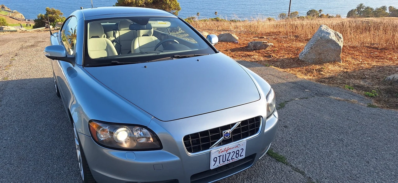 2008 Volvo C70 2nd Gen - Image 10 of 31