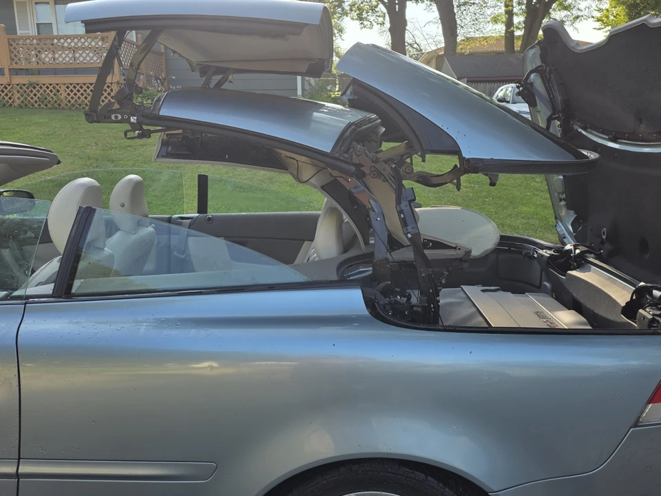 2008 Volvo C70 2nd Gen - Image 11 of 26