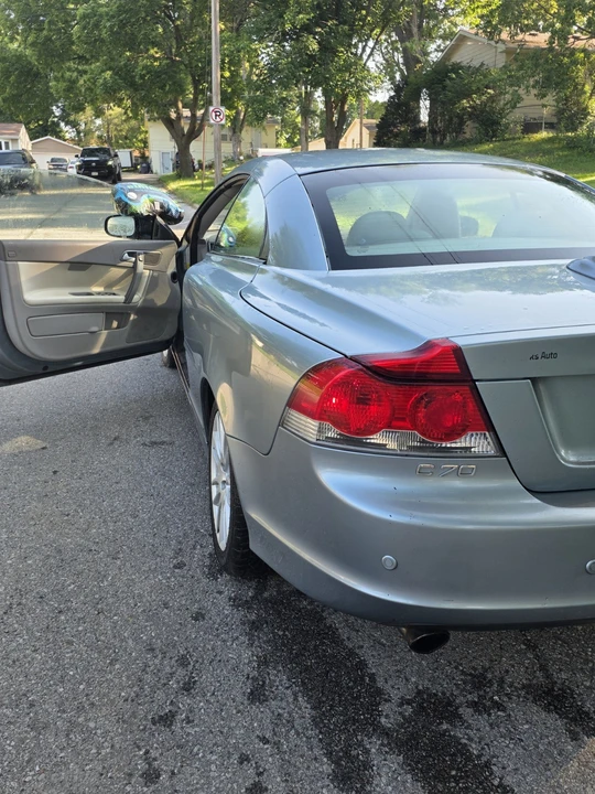 2008 Volvo C70 2nd Gen - Image 17 of 26