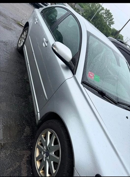 2008 Volvo S40 2nd Gen - Image 2 of 9