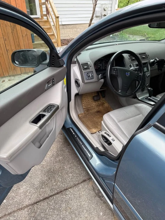 2008 Volvo S40 2nd Gen - Image 5 of 12