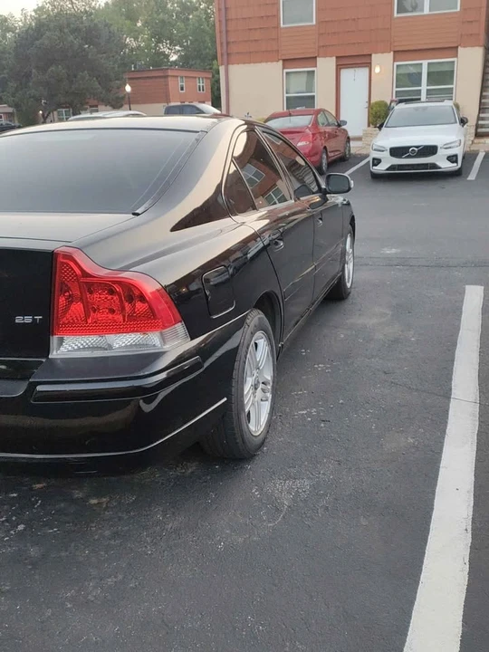 2008 Volvo S60 1st Gen - Image 2 of 4