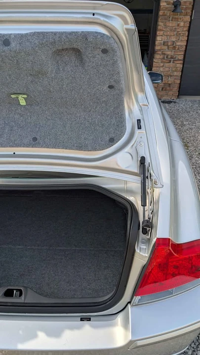 2008 Volvo S60 1st Gen - Image 13 of 18