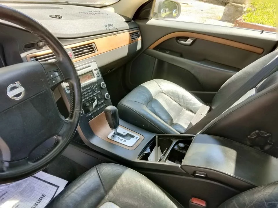 2008 Volvo S80 2nd Gen - Image 5 of 9
