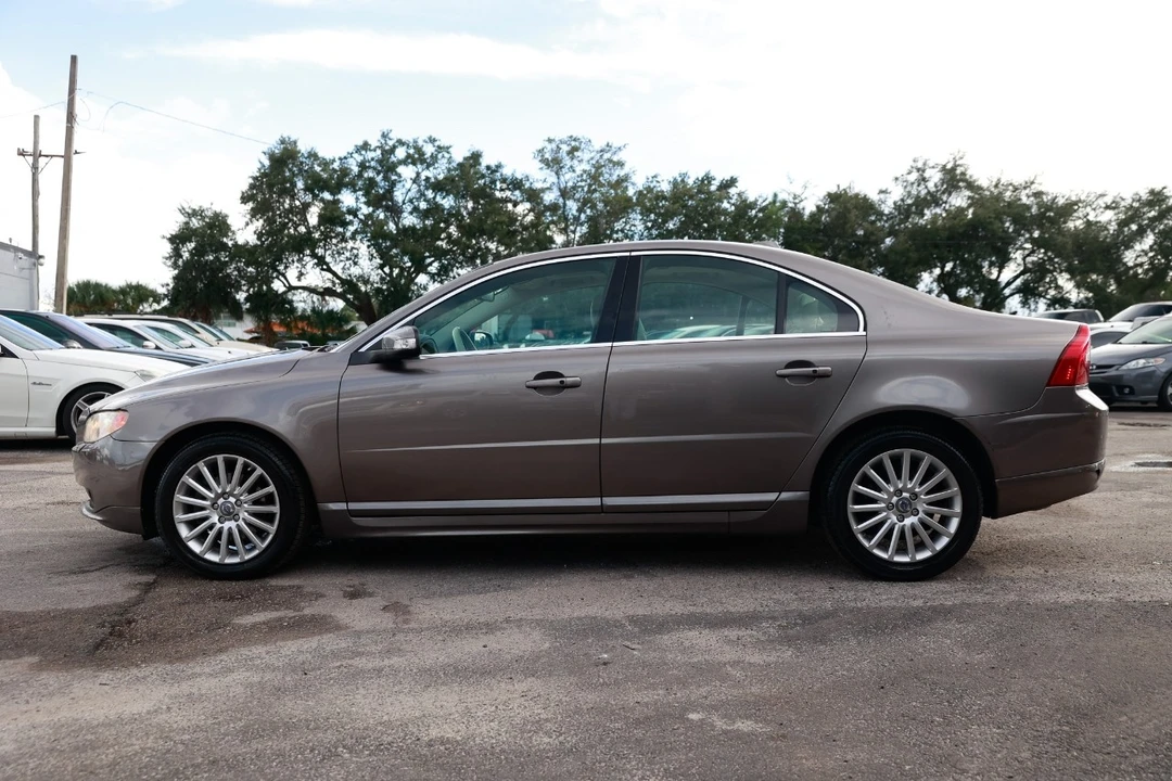 2008 Volvo S80 2nd Gen - Image 3 of 12