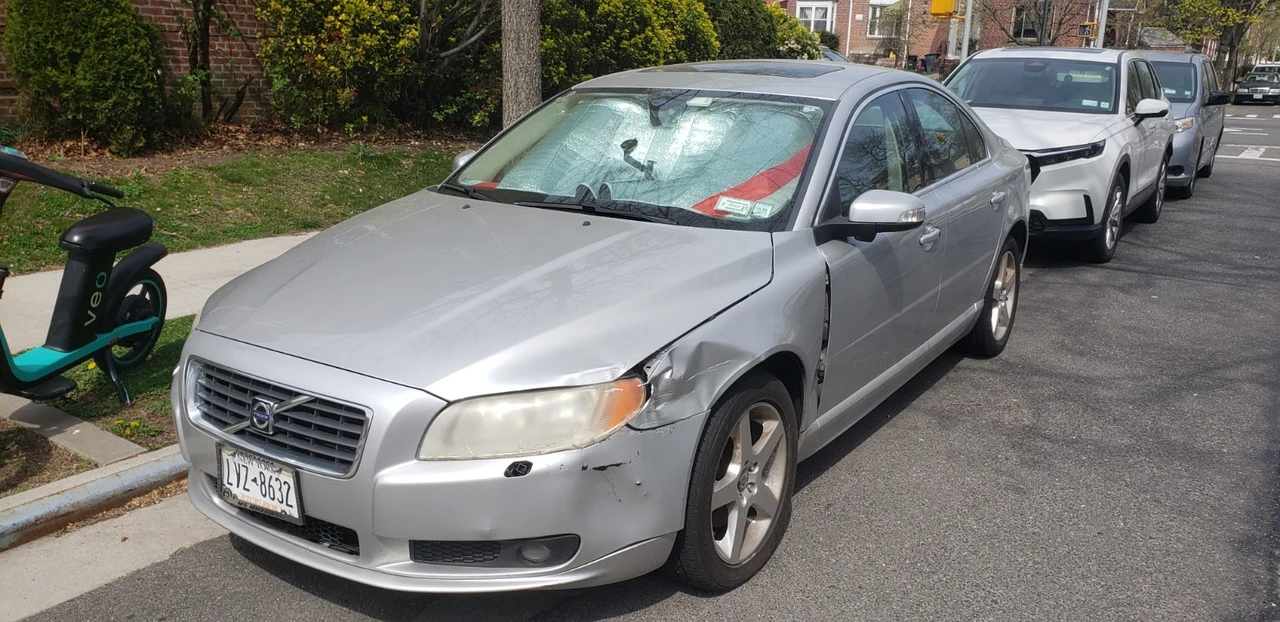 2008 Volvo S80 2nd Gen - Image 6 of 6