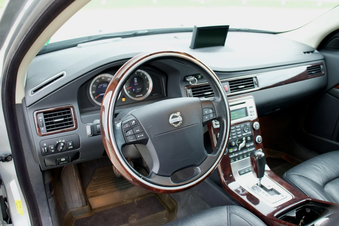 2008 Volvo S80 2nd Gen - Image 30 of 31