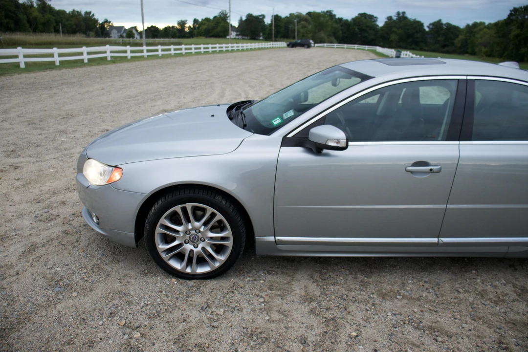 2008 Volvo S80 2nd Gen - Image 15 of 31