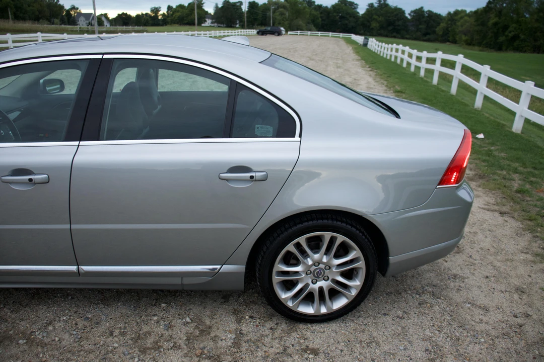 2008 Volvo S80 2nd Gen - Image 18 of 31