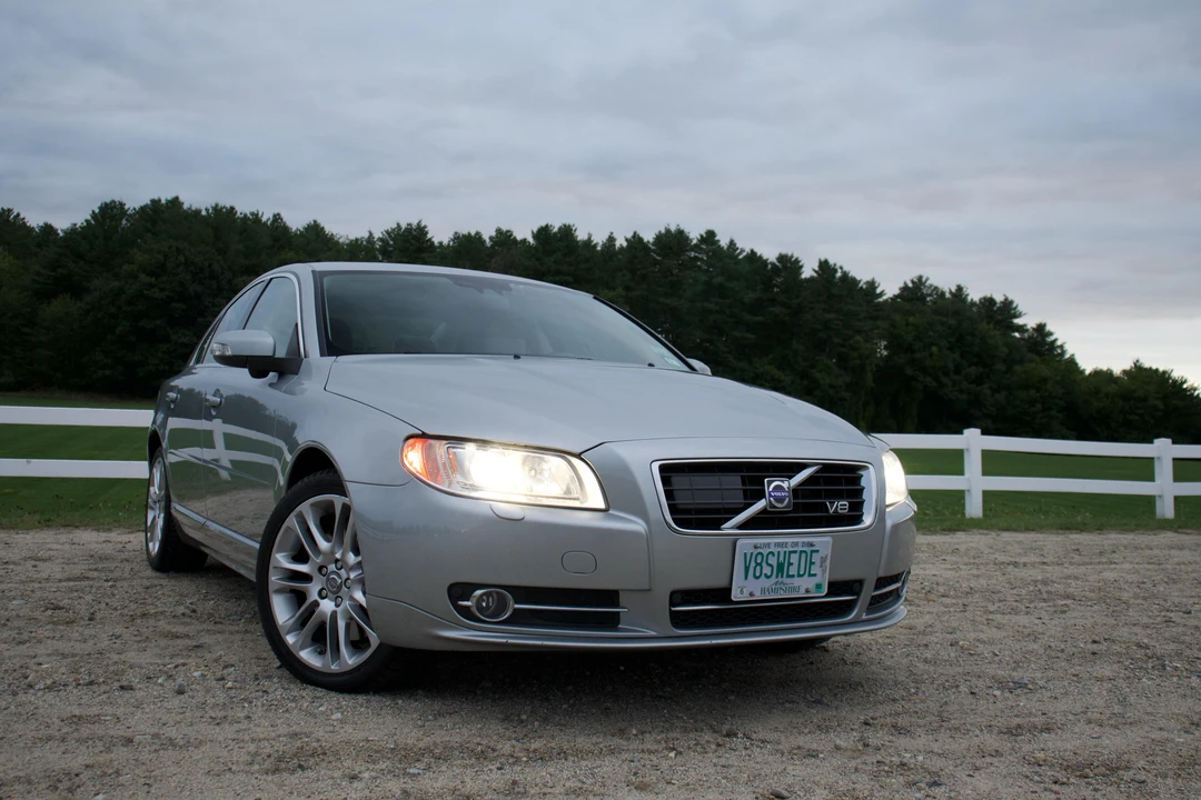 2008 Volvo S80 2nd Gen - Image 12 of 31
