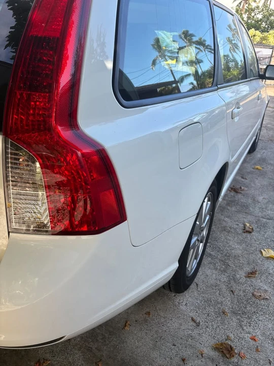 2008 Volvo V50 - Image 3 of 20
