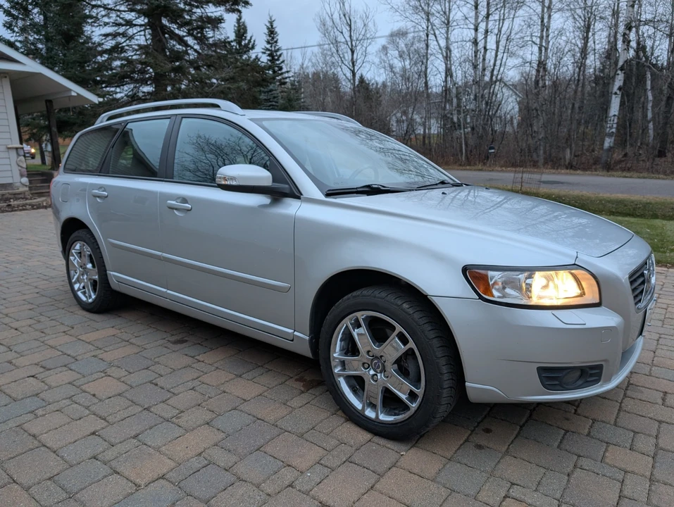 2008 Volvo V50 - Image 3 of 21