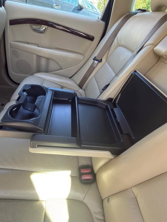 2008 Volvo V70 3rd Gen - Image 11 of 20