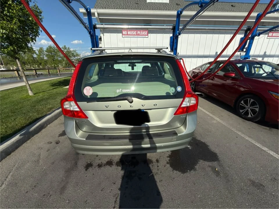 2008 Volvo V70 3rd Gen - Image 3 of 20
