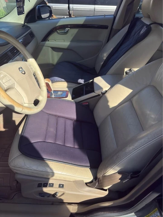 2008 Volvo V70 3rd Gen - Image 12 of 20