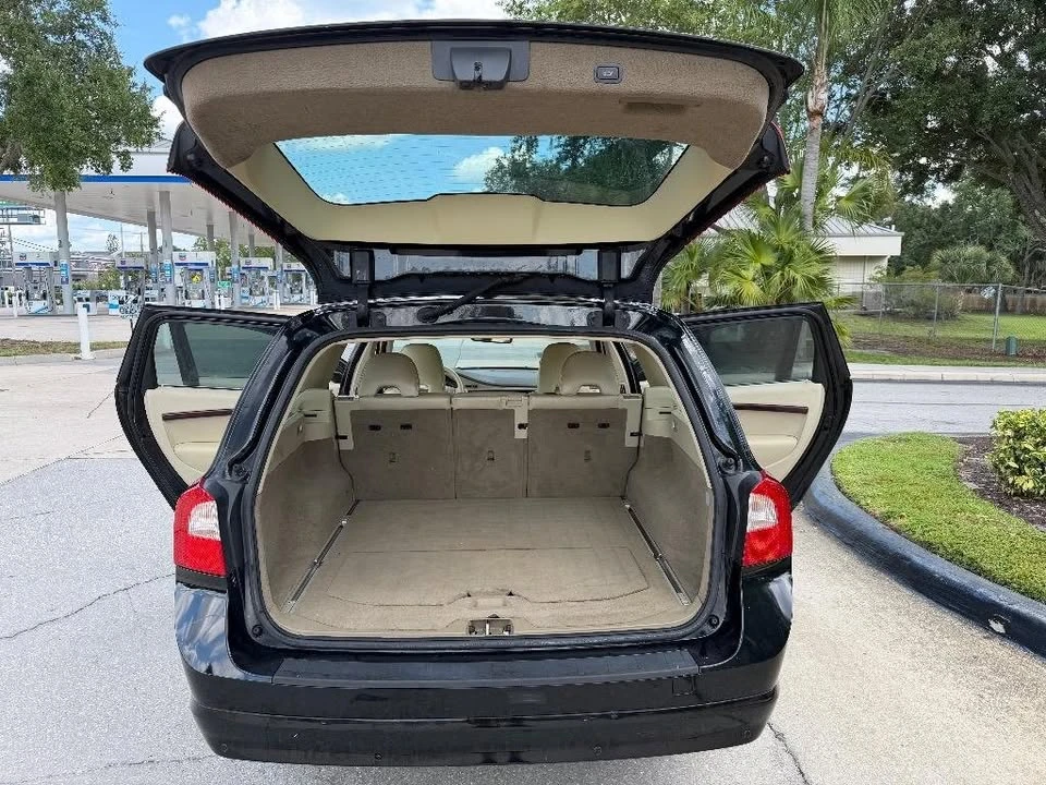 2008 Volvo V70 3rd Gen - Image 9 of 20