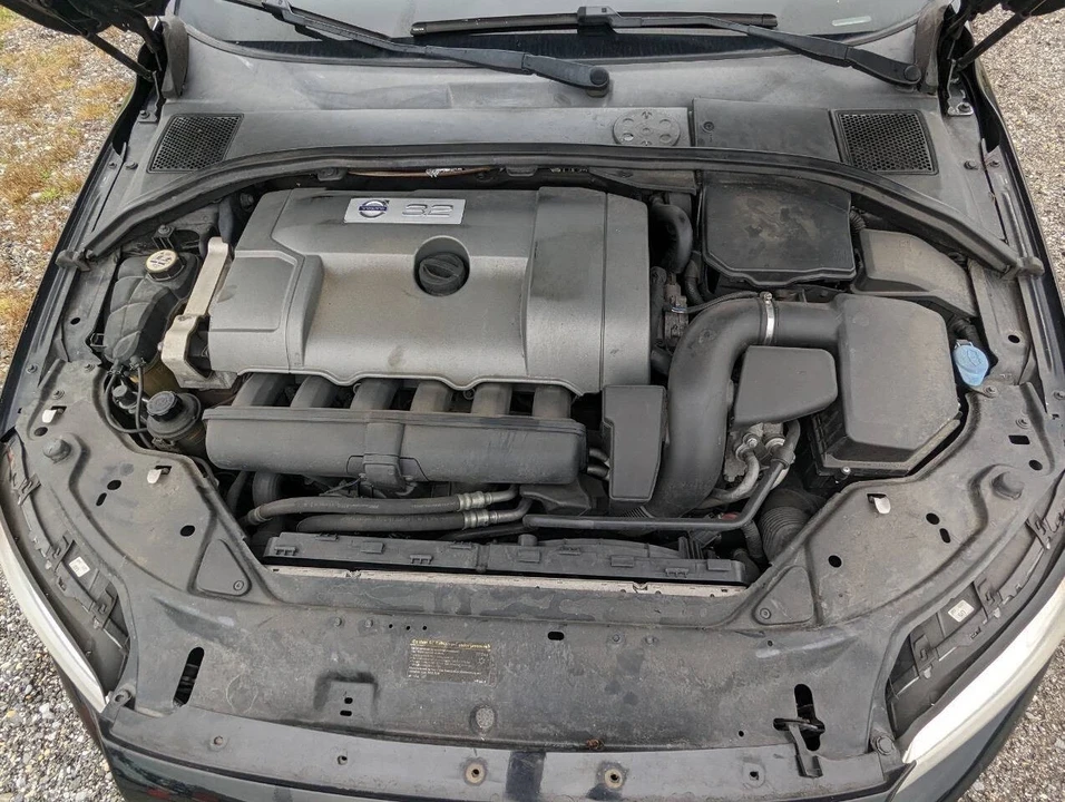 2008 Volvo V70 3rd Gen - Image 13 of 21