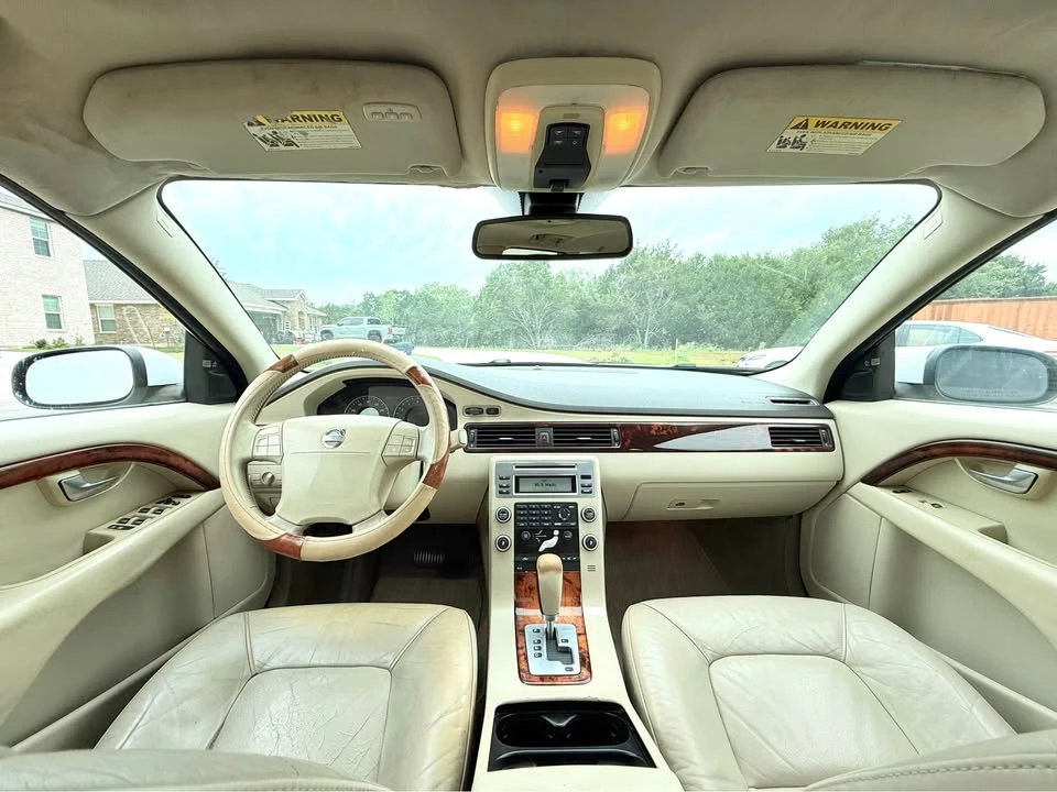 2008 Volvo V70 3rd Gen - Image 18 of 21